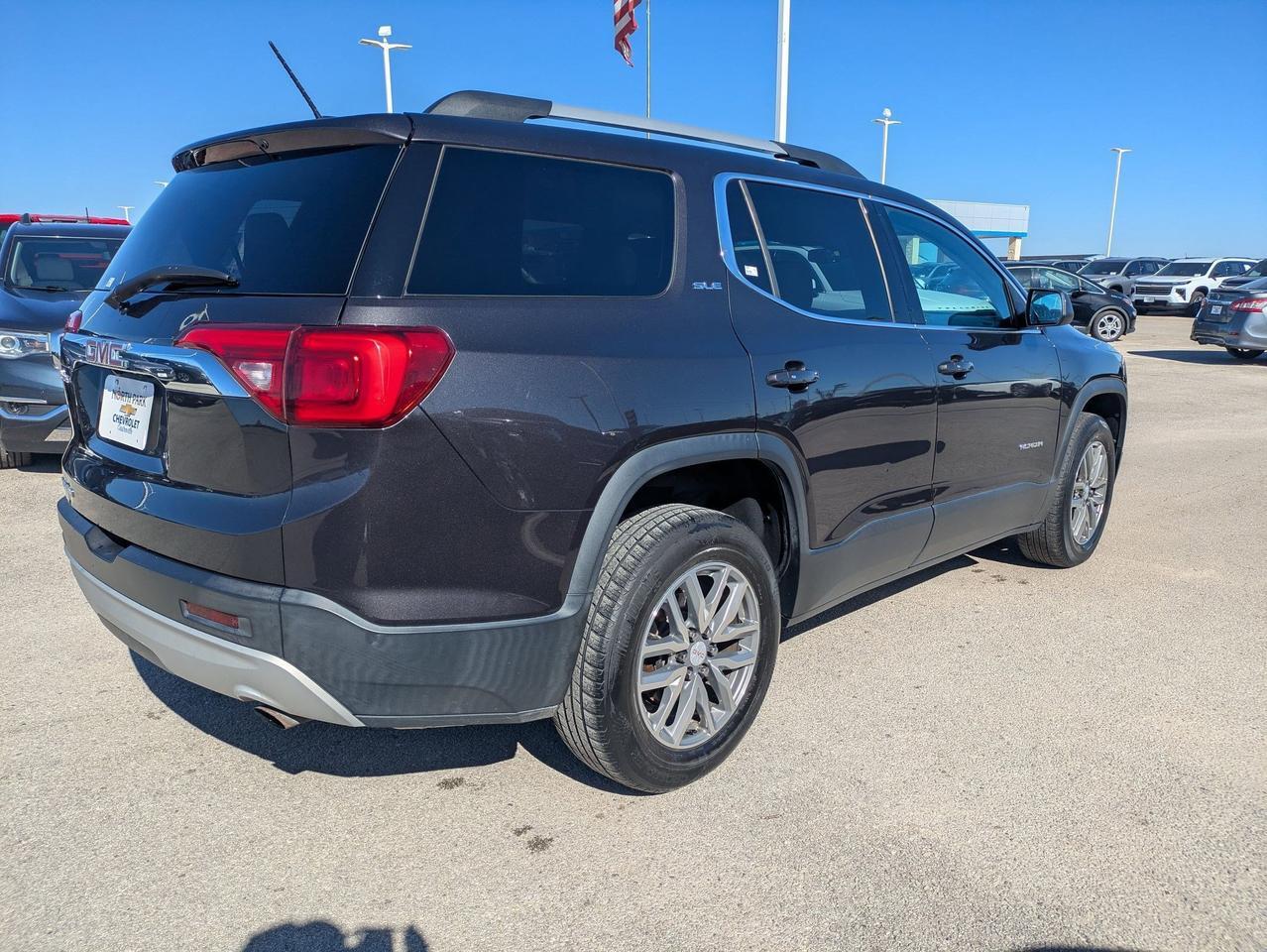 2017 GMC Acadia SLE