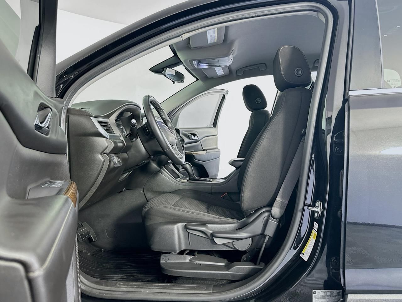 2017 GMC Acadia SLE Tacoma WA