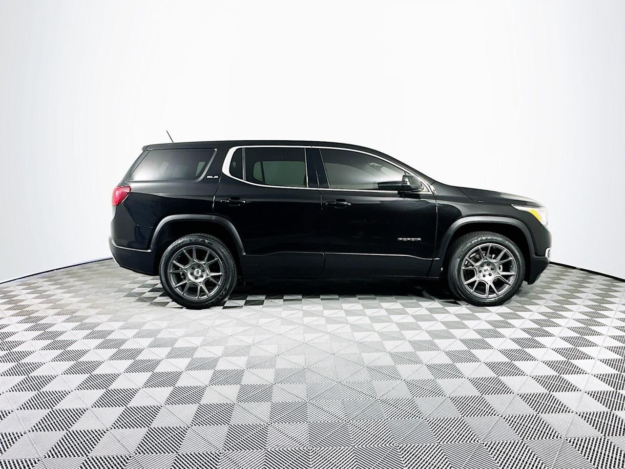2017 GMC Acadia SLE Tacoma WA