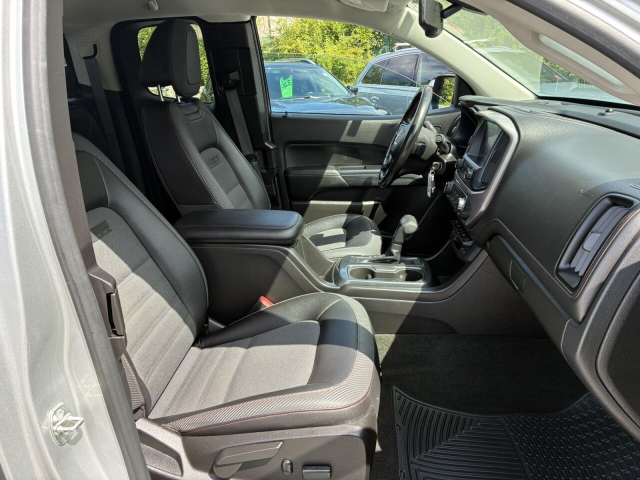 2017 GMC Canyon 4WD SLE Charlton MA