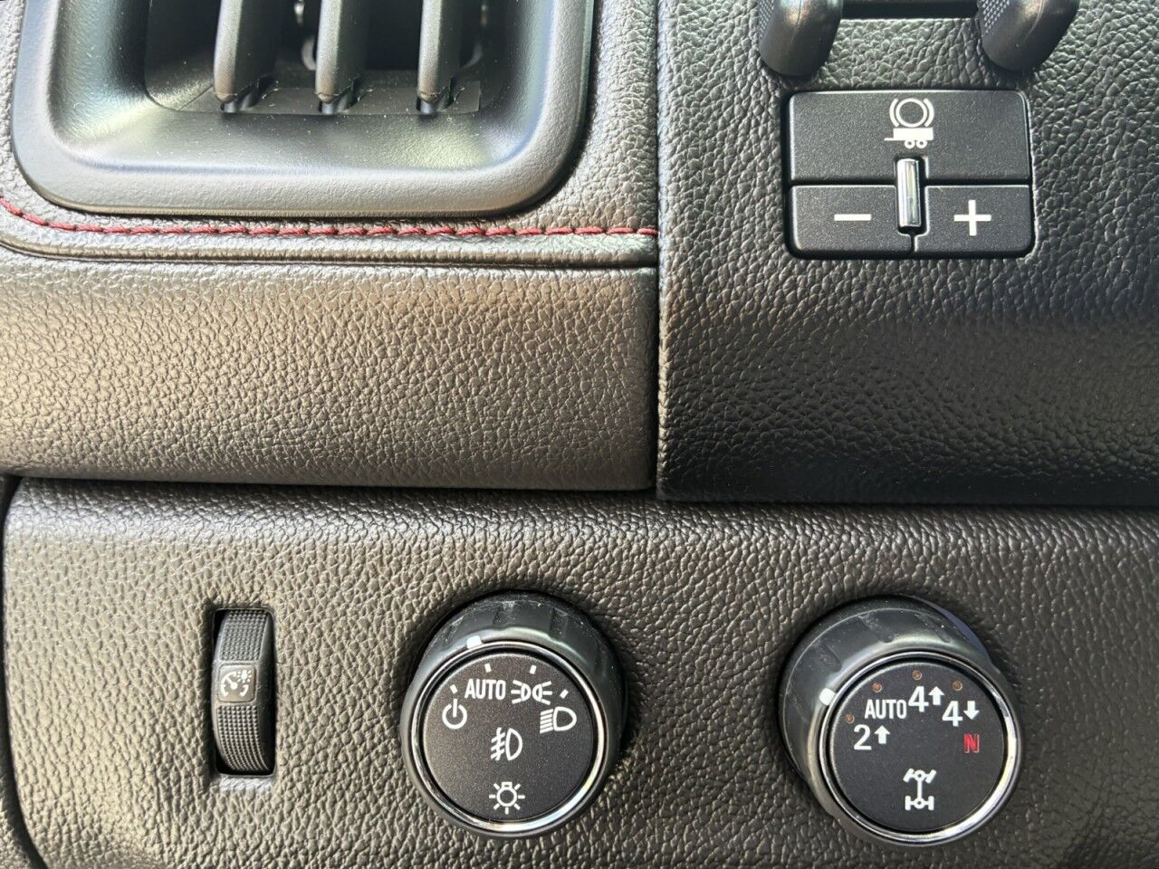 2017 GMC Canyon 4WD SLE Charlton MA