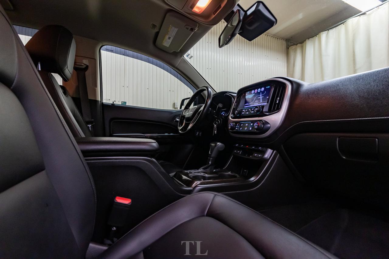 2017 GMC Canyon 4x4 Crew Cab SLT Diesel Leather Nav BCam Red Deer AB