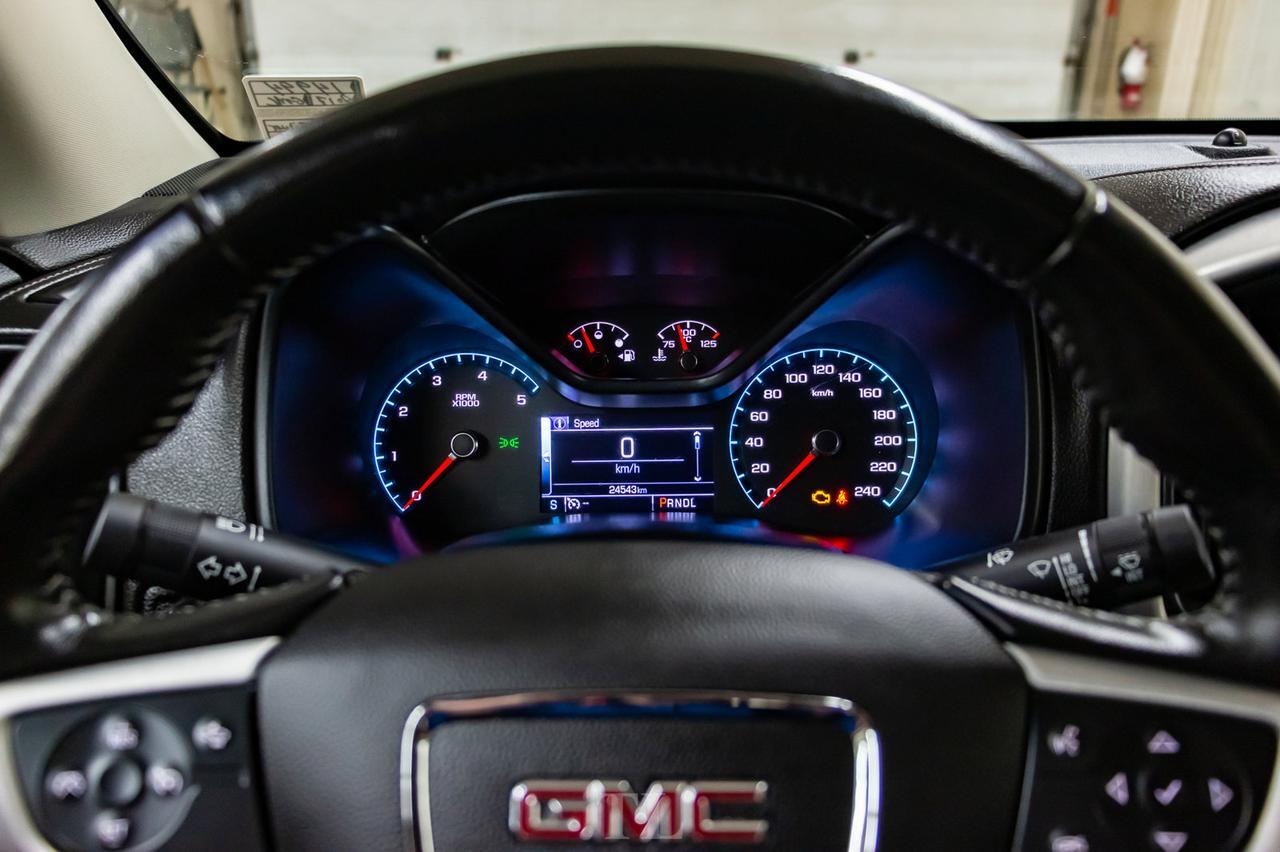 2017 GMC Canyon 4x4 Crew Cab SLT Diesel Leather Nav BCam Red Deer AB