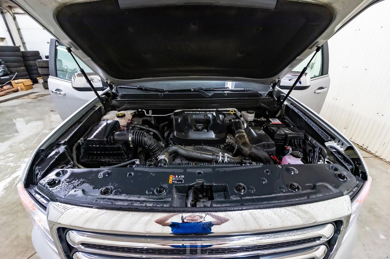 2017 GMC Canyon 4x4 Crew Cab SLT Diesel Leather Nav BCam Red Deer AB