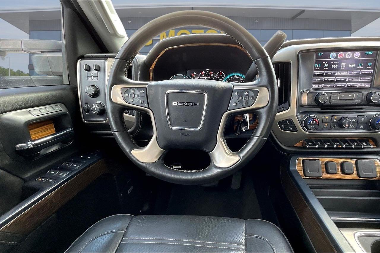 2017 GMC SIERRA 2500 DENALI Houston TX