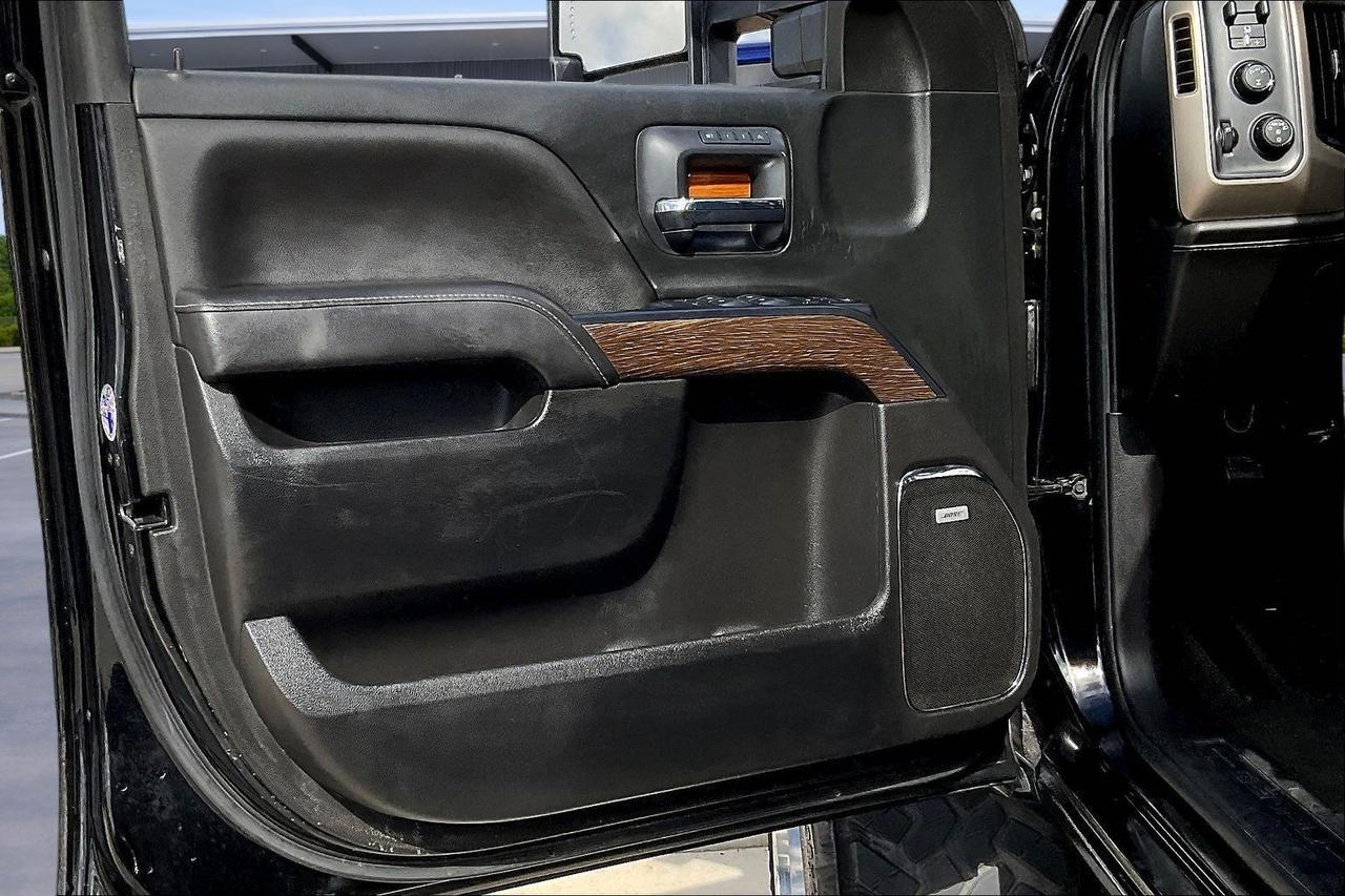 2017 GMC SIERRA 2500 DENALI Houston TX