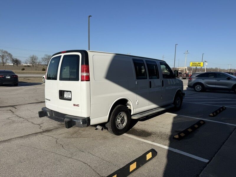 2017 GMC Savana 2500 Cargo Van Collinsville OK