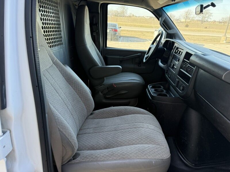 2017 GMC Savana 2500 Cargo Van Collinsville OK