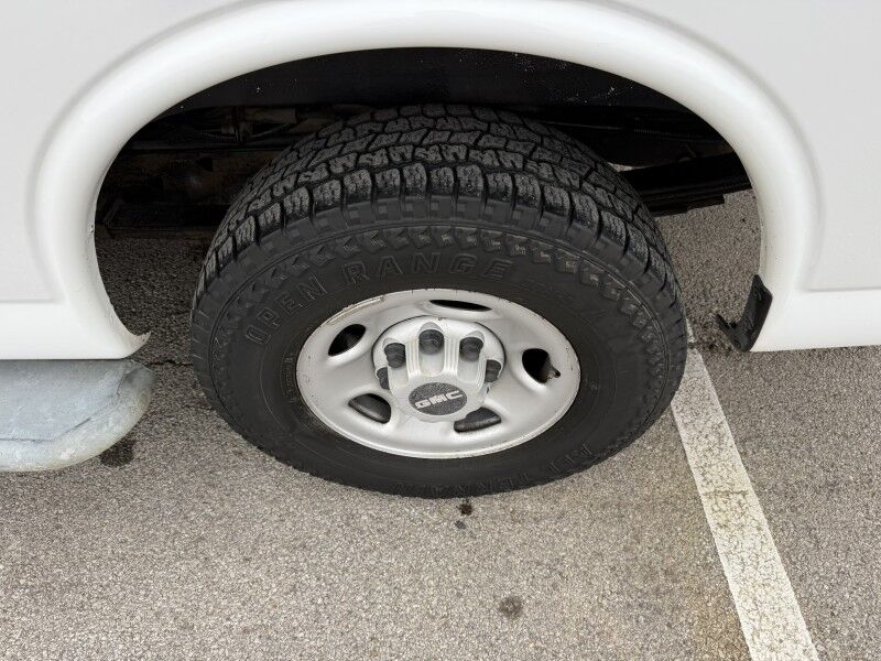 2017 GMC Savana 2500 Cargo Van Collinsville OK