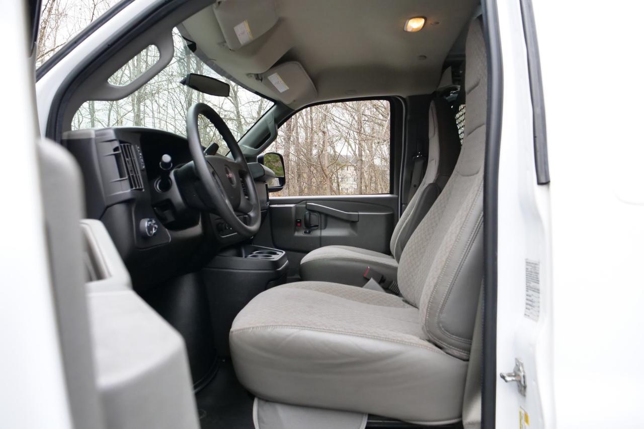 2017 GMC Savana 2500 Cargo Van / Convenience Package / Cruise Control! Lincolnton NC