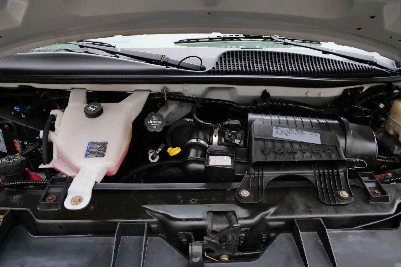 2017 GMC Savana 2500 Cargo Van / Convenience Package / Cruise Control! Lincolnton NC