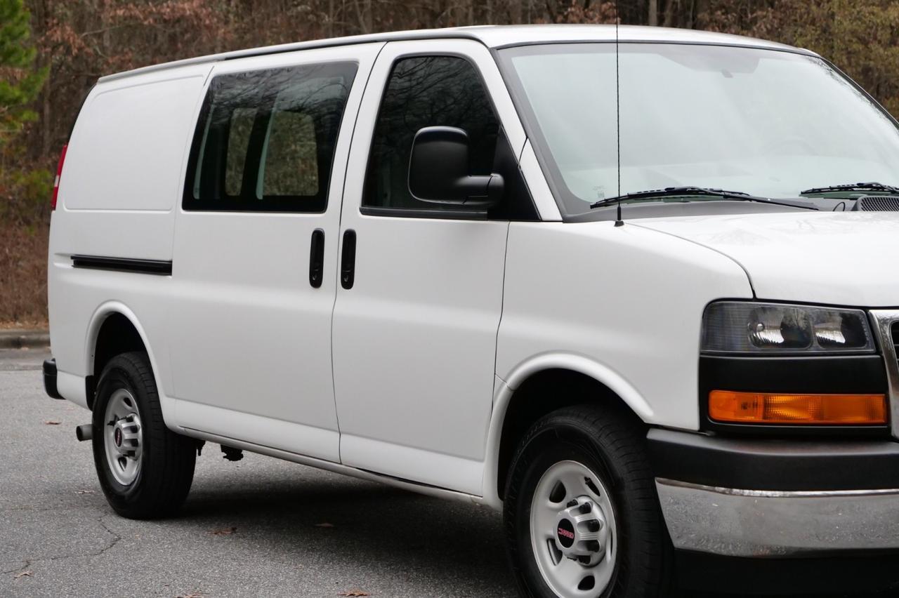 2017 GMC Savana 2500 Cargo Van / Convenience Package / Cruise Control! Lincolnton NC