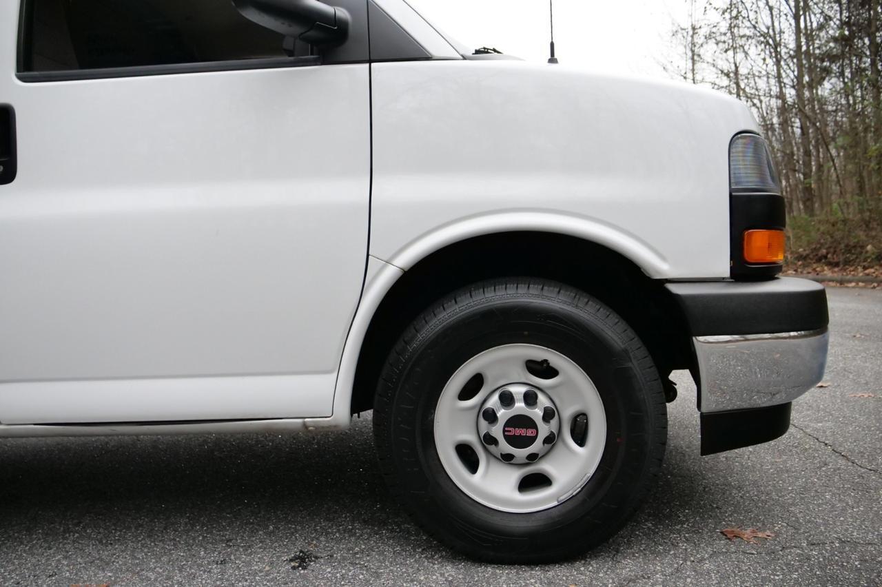 2017 GMC Savana 2500 Cargo Van / Convenience Package / Cruise Control! Lincolnton NC