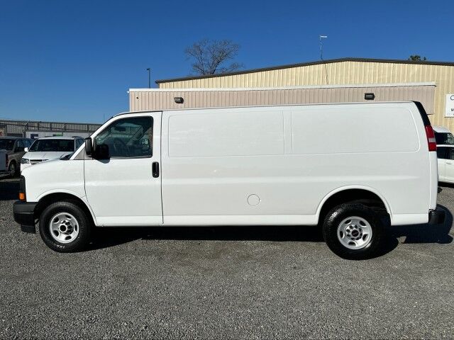 2017 GMC Savana 2500 Long Wheelbase Cargo Van Ashland VA