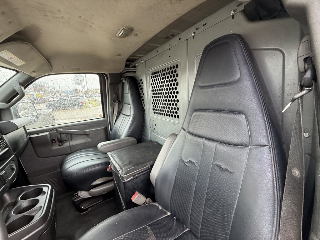 2017 GMC Savana 2500 Work Van Crestwood KY