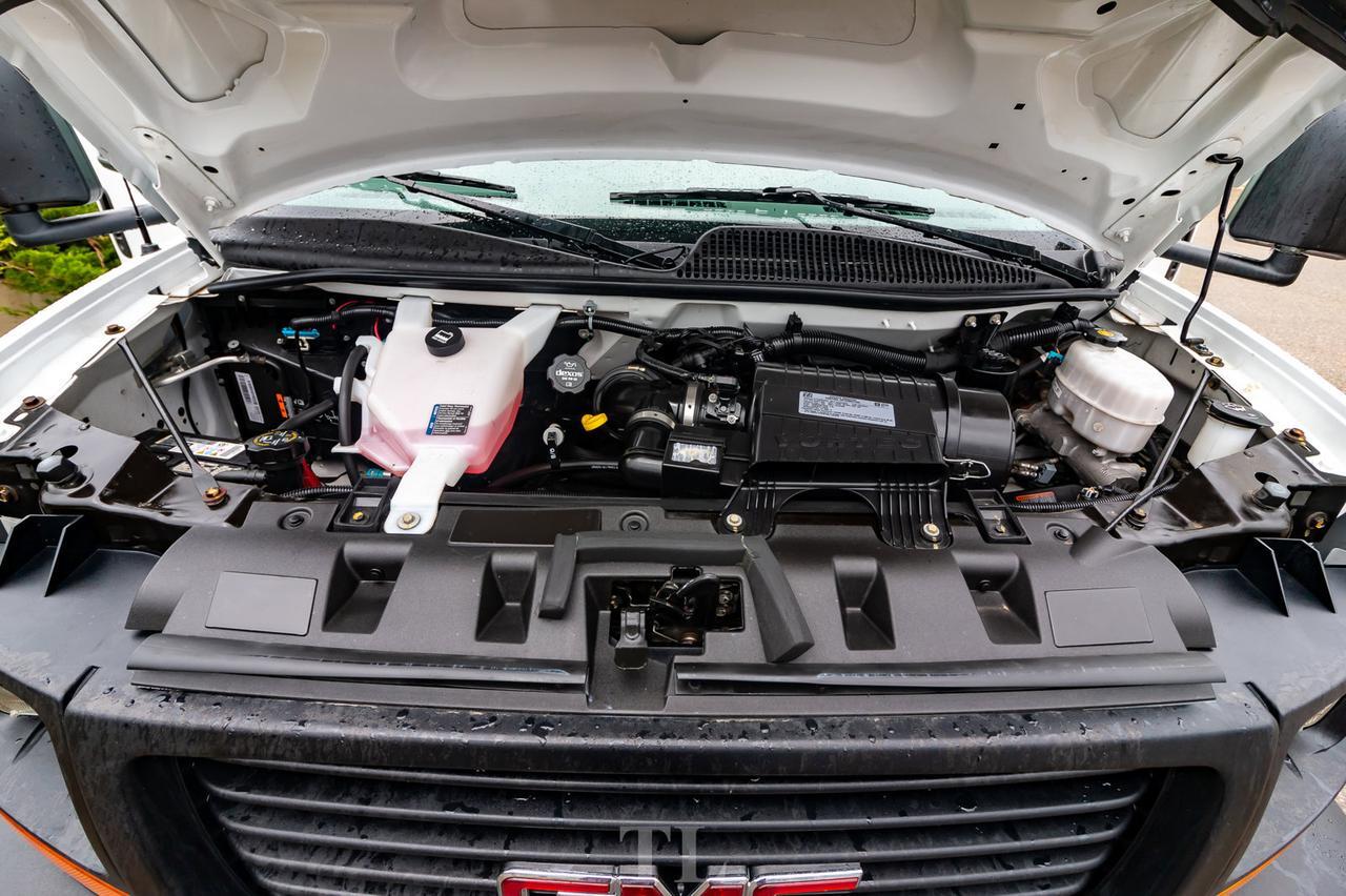 2017 GMC Savana 3500 Cutaway Cube Van Red Deer AB