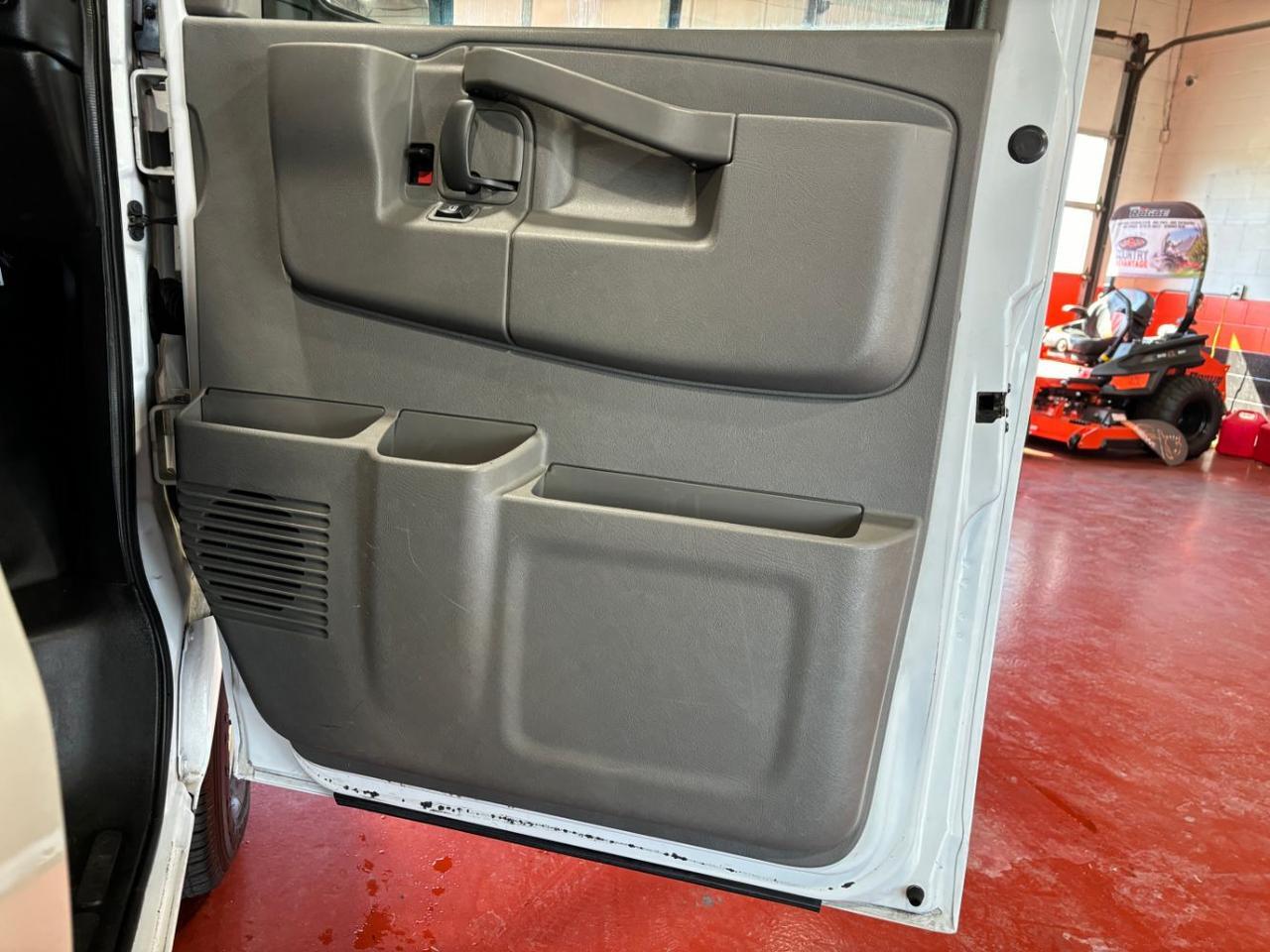 2017 GMC Savana 3500 LS Franklin OH