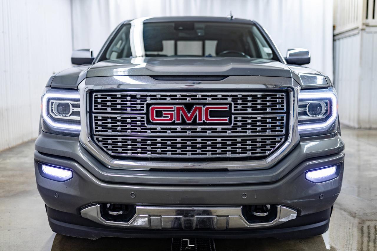 2017 GMC Sierra 1500 4x4 Crew Cab Denali Leather Roof Nav BCam Red Deer AB