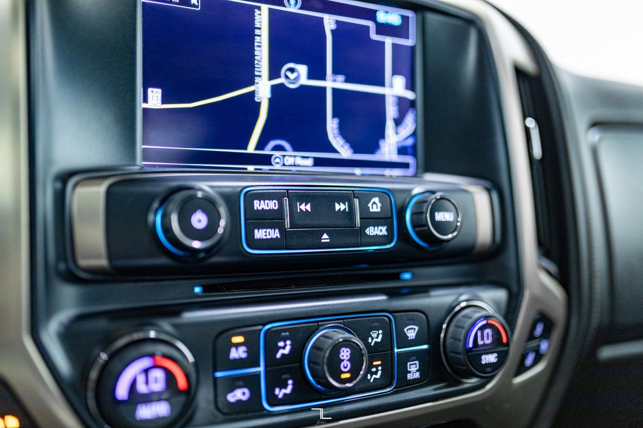 2017 GMC Sierra 1500 4x4 Crew Cab Denali Leather Roof Nav BCam Red Deer AB