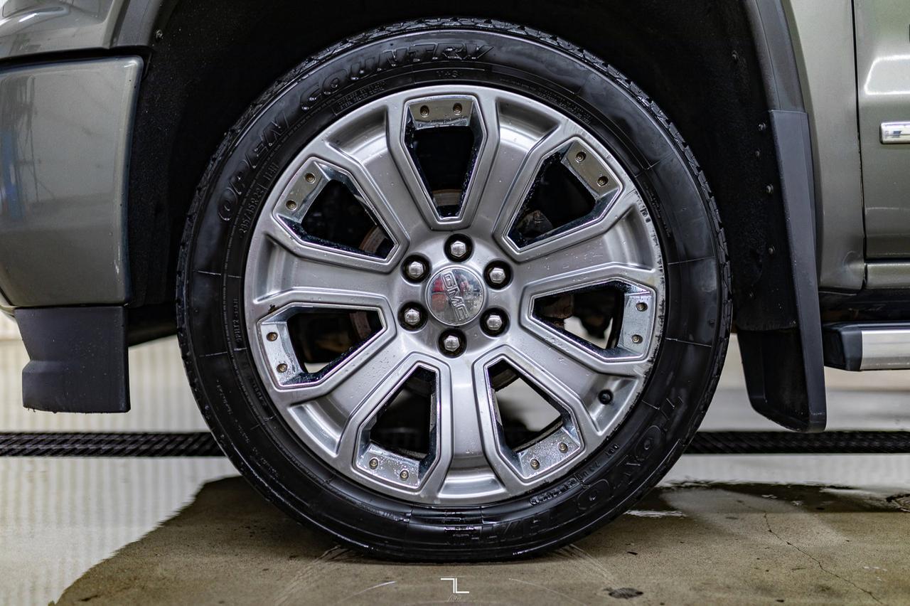 2017 GMC Sierra 1500 4x4 Crew Cab Denali Leather Roof Nav BCam Red Deer AB