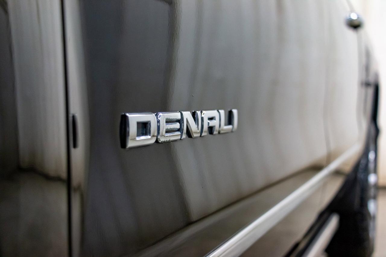 2017 GMC Sierra 1500 4x4 Crew Cab Denali Leather Roof Nav Red Deer AB