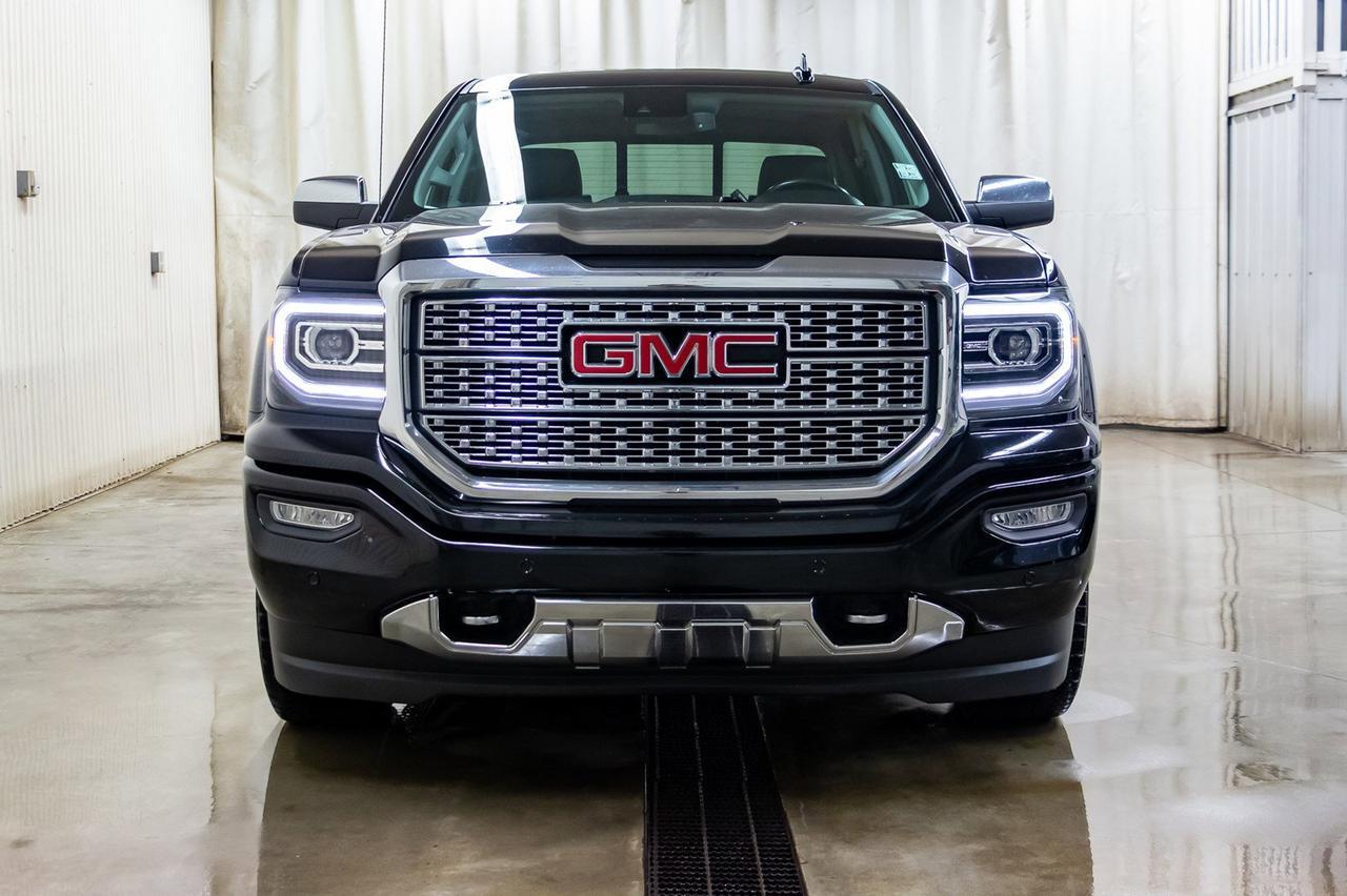 2017 GMC Sierra 1500 4x4 Crew Cab Denali Leather Roof Nav Red Deer AB
