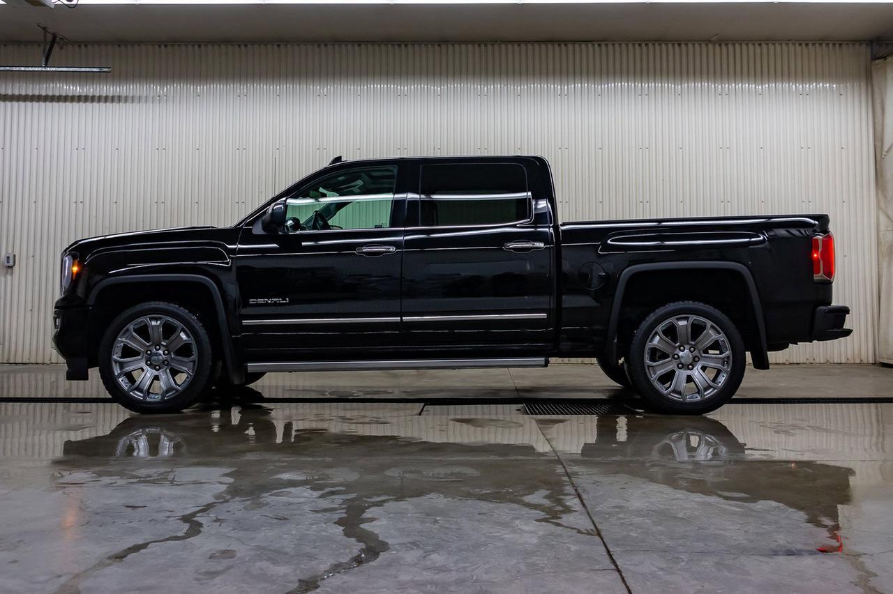 2017 GMC Sierra 1500 4x4 Crew Cab Denali Leather Roof Nav Red Deer AB