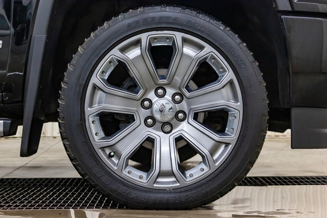 2017 GMC Sierra 1500 4x4 Crew Cab Denali Leather Roof Nav Red Deer AB