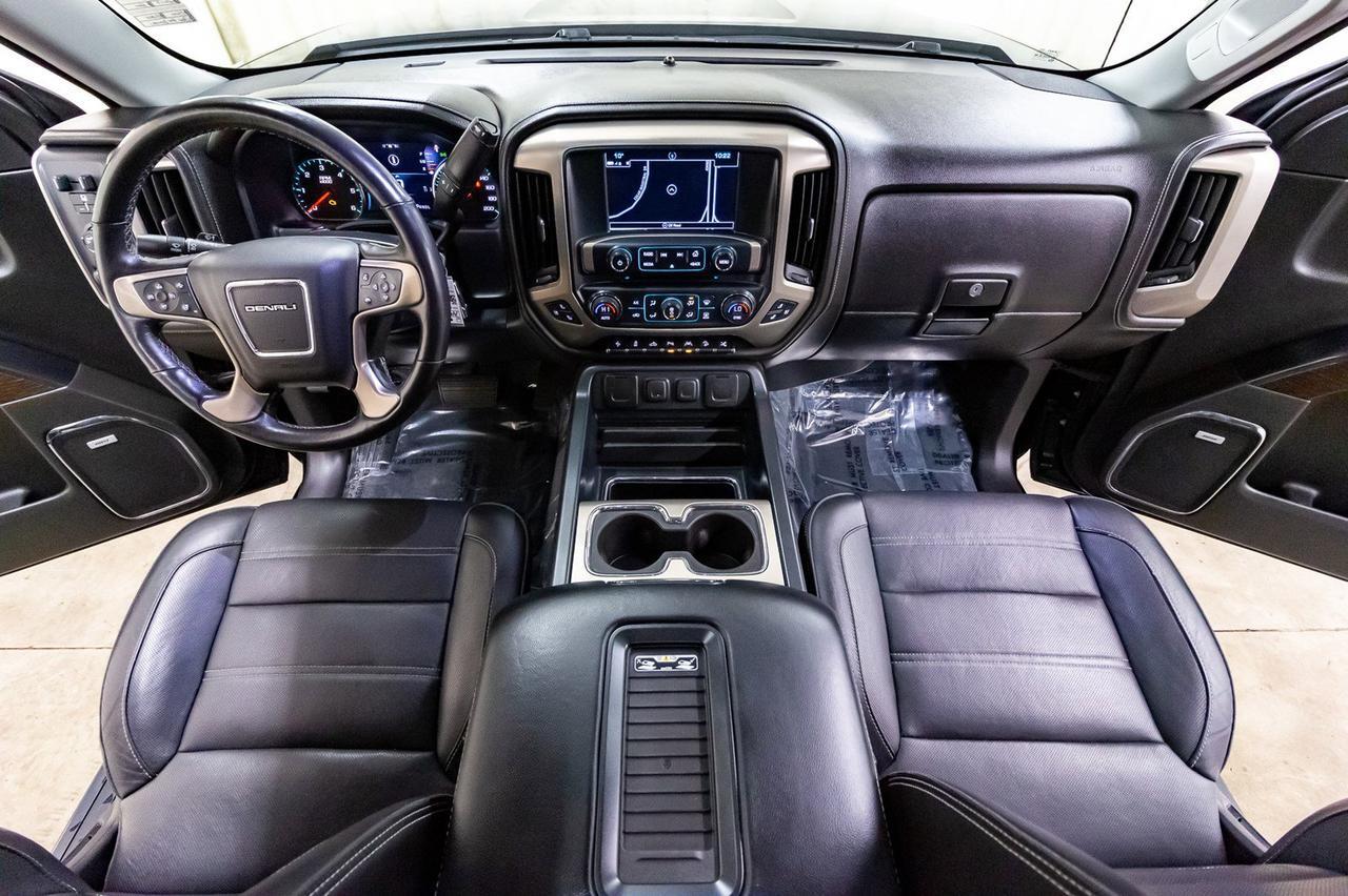 2017 GMC Sierra 1500 4x4 Crew Cab Denali Leather Roof Nav Red Deer AB