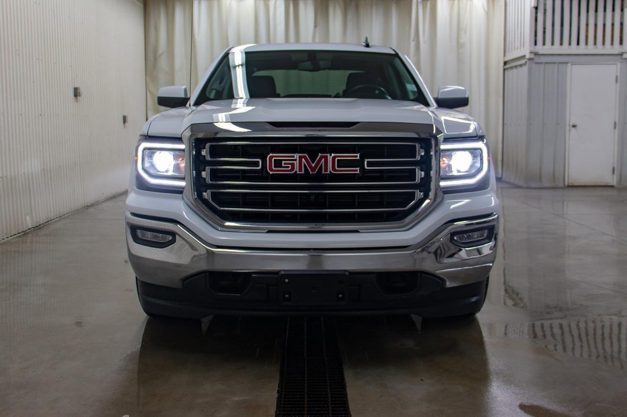 2017 GMC Sierra 1500 4x4 Crew Cab SLE BCam Bluetooth Red Deer AB