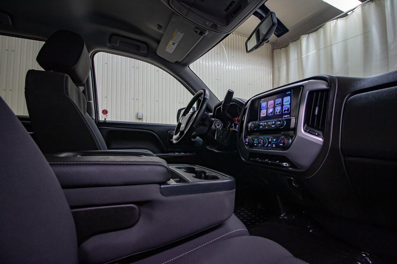 2017 GMC Sierra 1500 4x4 Crew Cab SLE BCam Bluetooth Red Deer AB