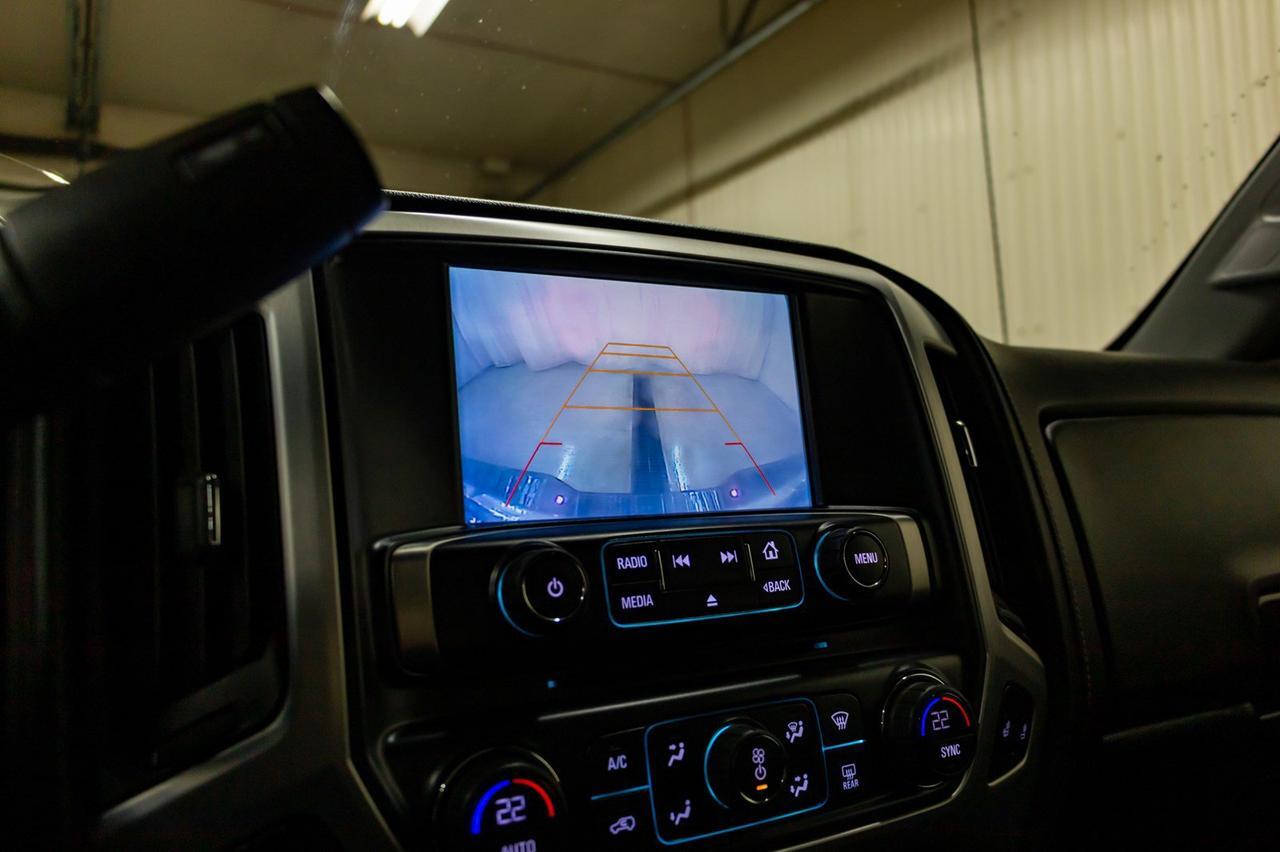 2017 GMC Sierra 1500 4x4 Crew Cab SLE Elevation BCam Red Deer AB