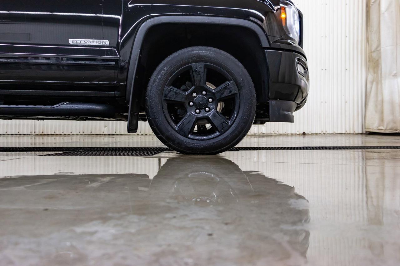 2017 GMC Sierra 1500 4x4 Crew Cab SLE Elevation BCam Red Deer AB