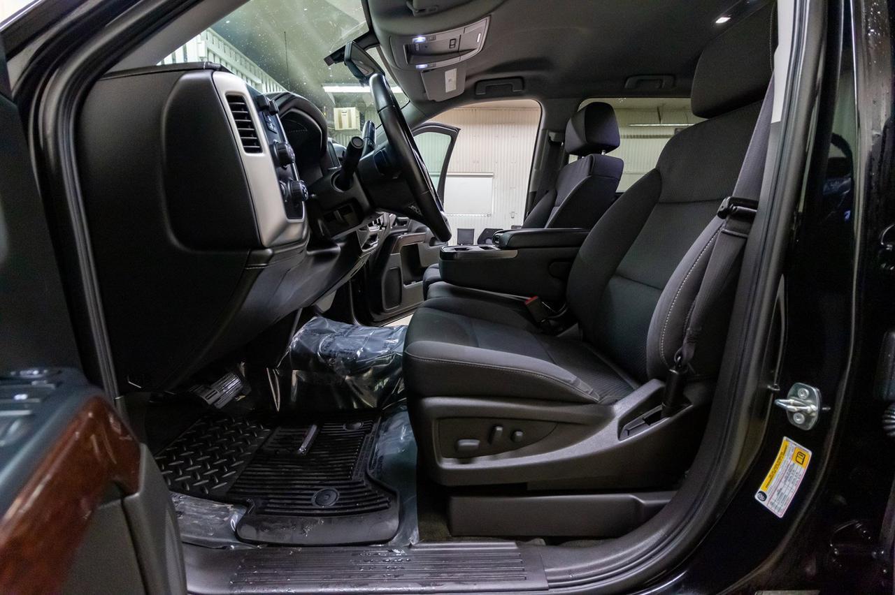 2017 GMC Sierra 1500 4x4 Crew Cab SLE Elevation BCam Red Deer AB