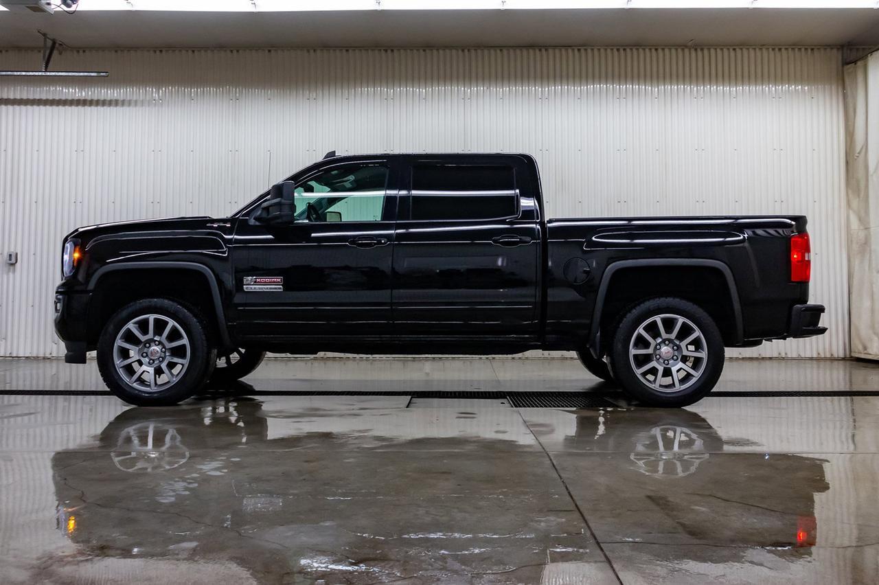 2017 GMC Sierra 1500 4x4 Crew Cab SLE Elevation Kodiak Red Deer AB