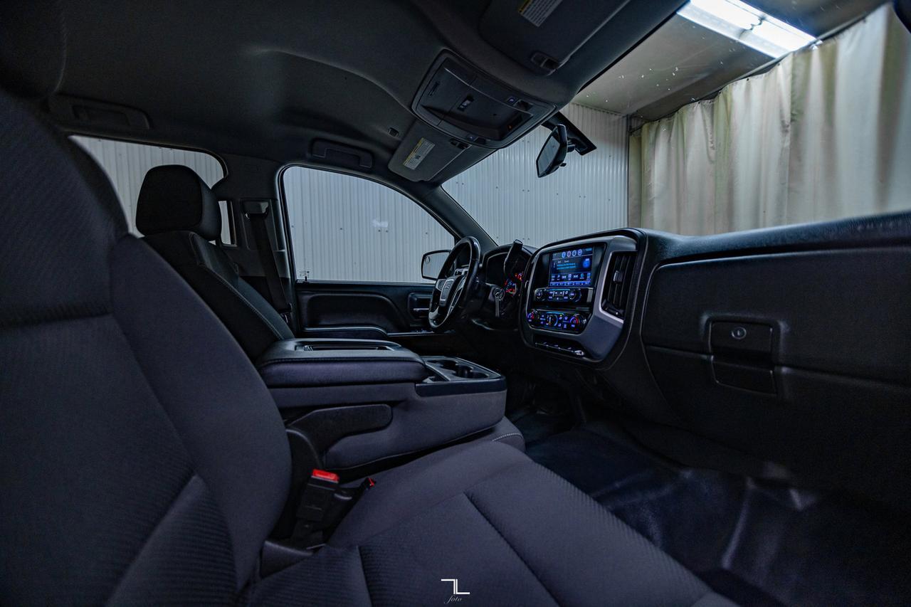 2017 GMC Sierra 1500 4x4 Crew Cab SLE Z71 BCam Red Deer AB