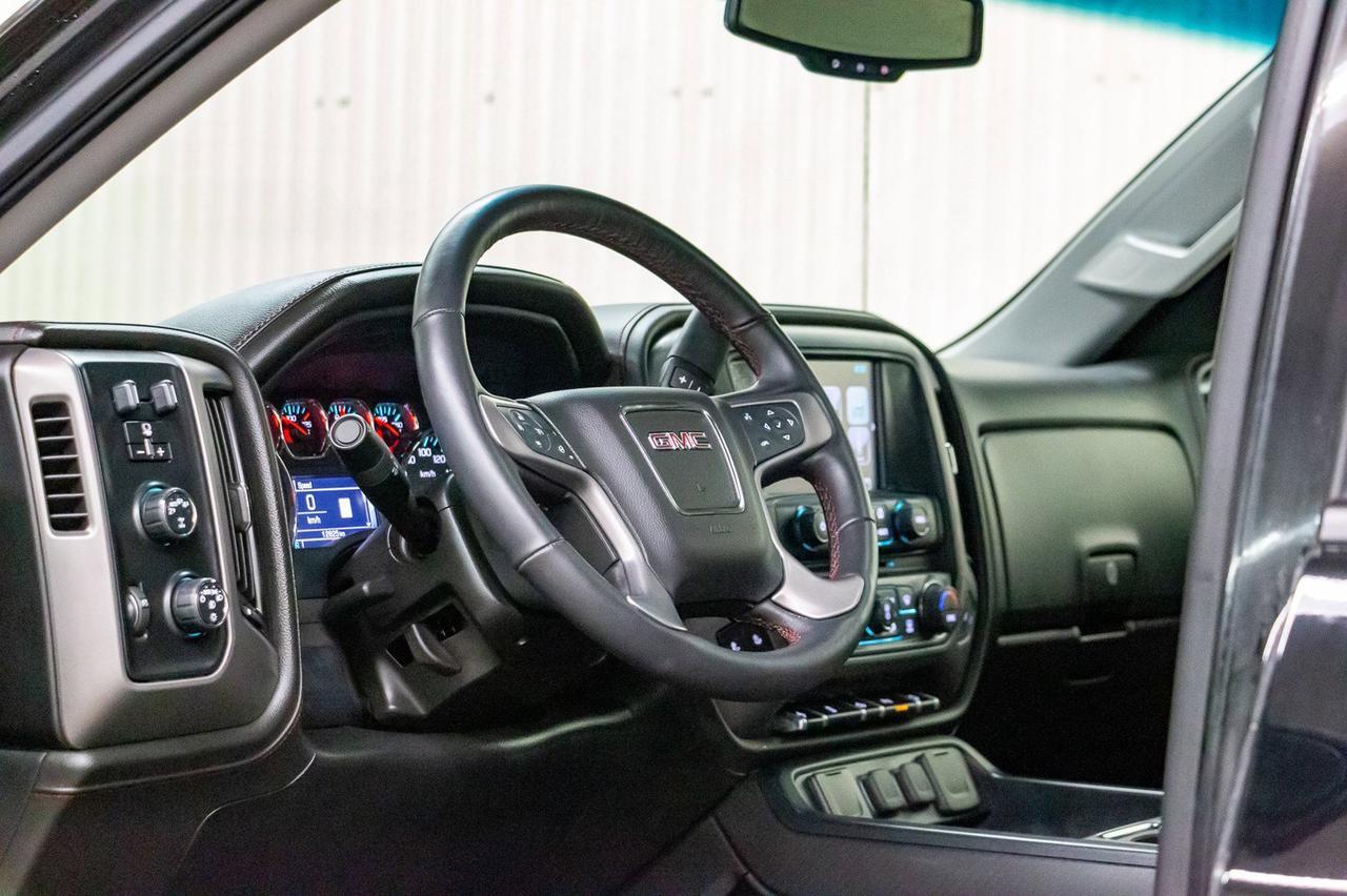 2017 GMC Sierra 1500 4x4 Crew Cab SLT All Terrain Leather Roof Nav Red Deer AB