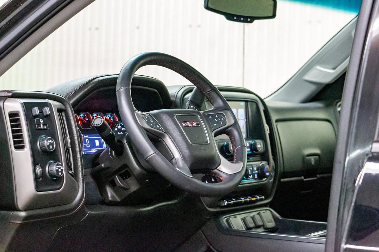 2017 GMC Sierra 1500 4x4 Crew Cab SLT All Terrain Leather Roof Nav Red Deer AB
