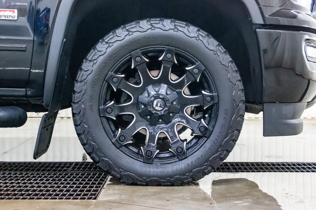 2017 GMC Sierra 1500 4x4 Crew Cab SLT All Terrain Leather Roof Nav Red Deer AB