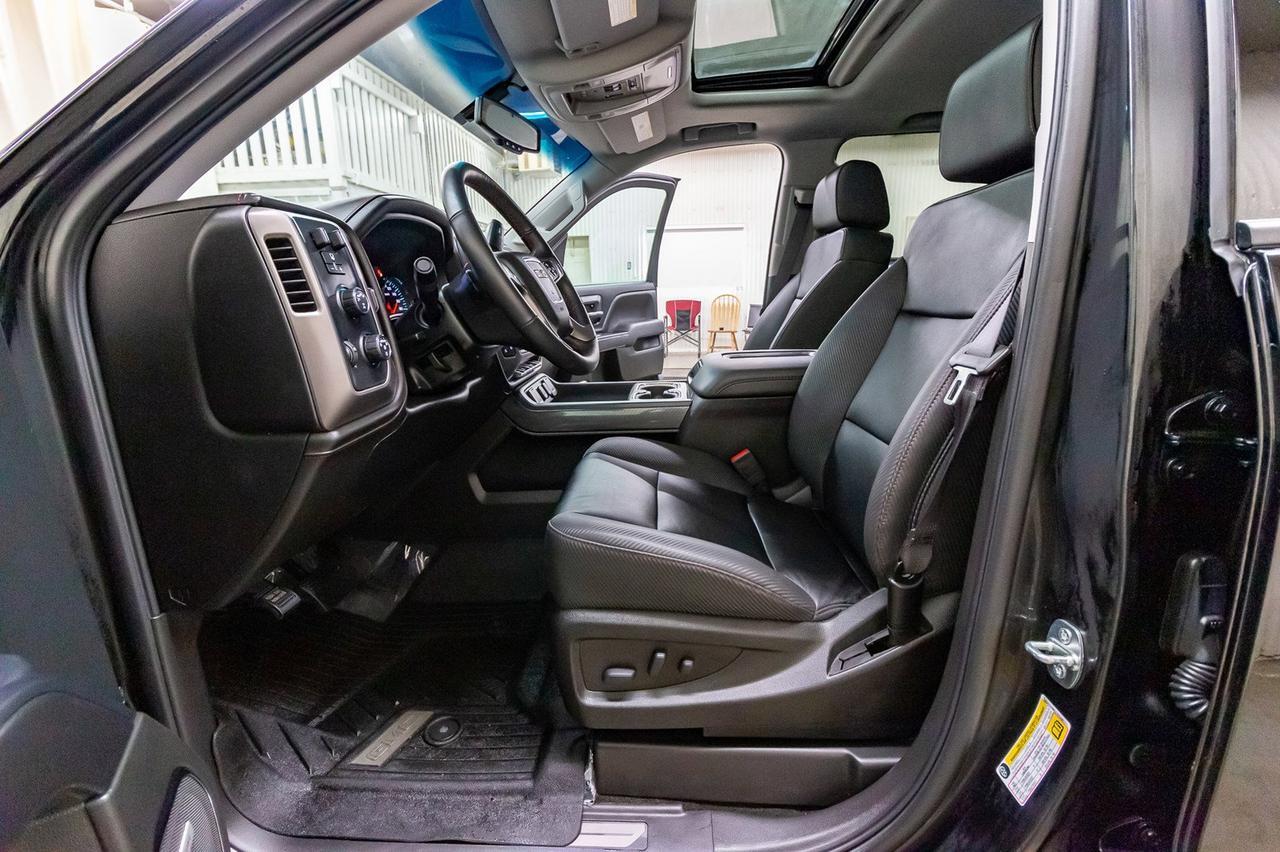 2017 GMC Sierra 1500 4x4 Crew Cab SLT All Terrain Leather Roof Nav Red Deer AB