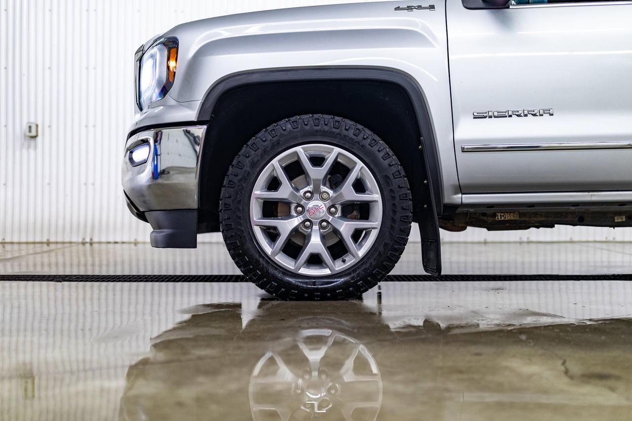 2017 GMC Sierra 1500 4x4 Crew Cab SLT Leather Nav BCam Red Deer AB