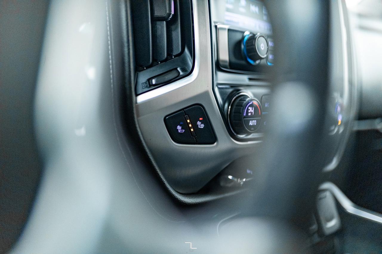 2017 GMC Sierra 1500 4x4 Crew Cab SLT Leather Nav BCam Red Deer AB