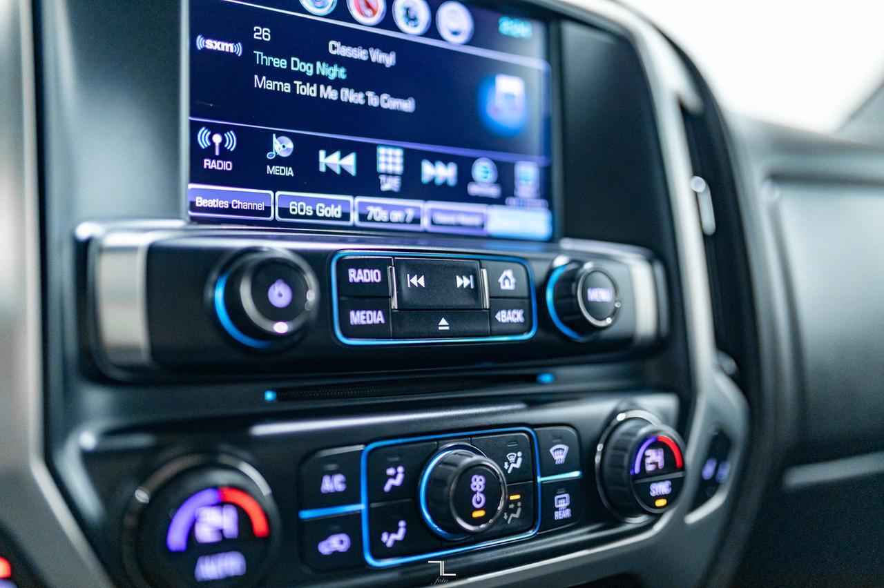 2017 GMC Sierra 1500 4x4 Crew Cab SLT Leather Nav BCam Red Deer AB