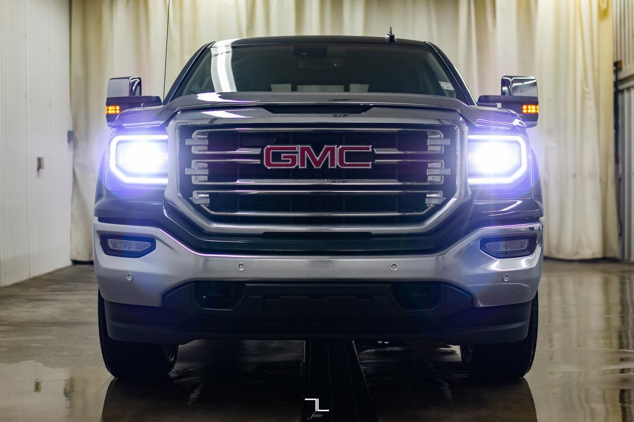 2017 GMC Sierra 1500 4x4 Crew Cab SLT Leather Nav BCam Red Deer AB