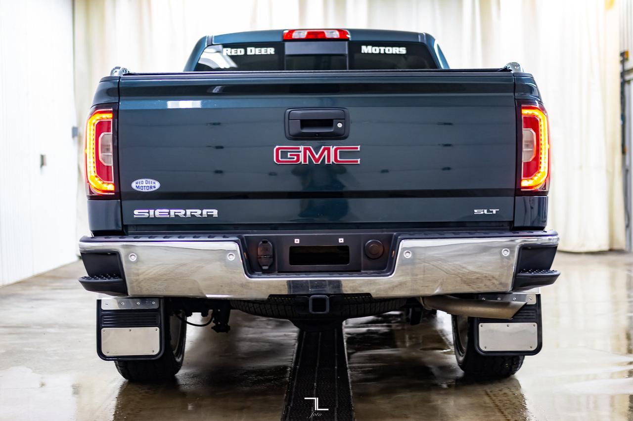 2017 GMC Sierra 1500 4x4 Crew Cab SLT Leather Nav BCam Red Deer AB