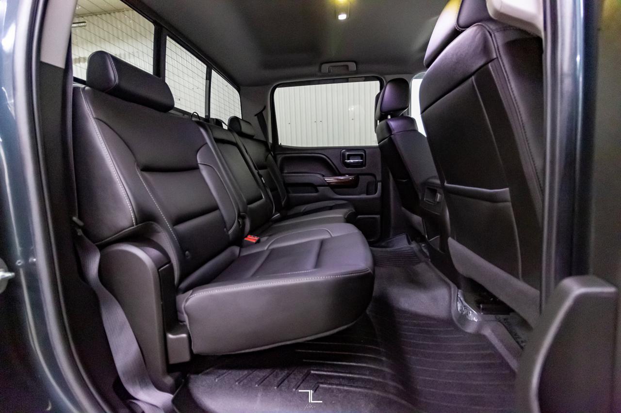 2017 GMC Sierra 1500 4x4 Crew Cab SLT Leather Nav BCam Red Deer AB