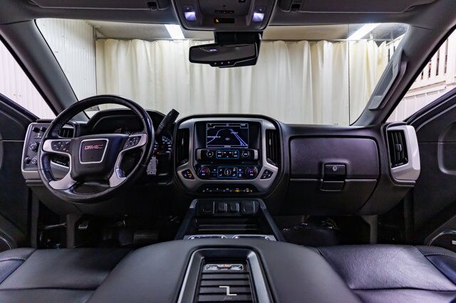 2017 GMC Sierra 1500 4x4 Crew Cab SLT Leather Nav BCam Red Deer AB