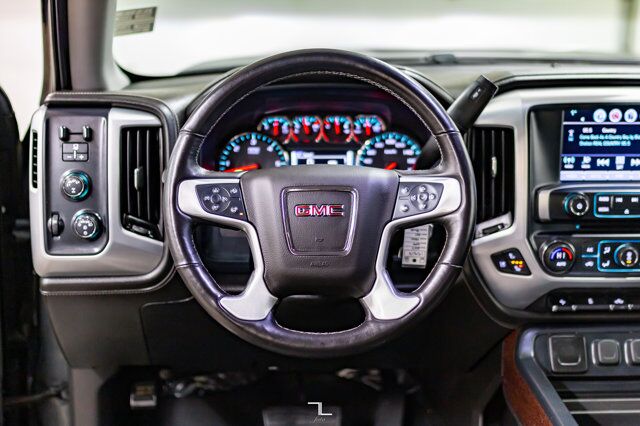 2017 GMC Sierra 1500 4x4 Crew Cab SLT Leather Nav BCam Red Deer AB