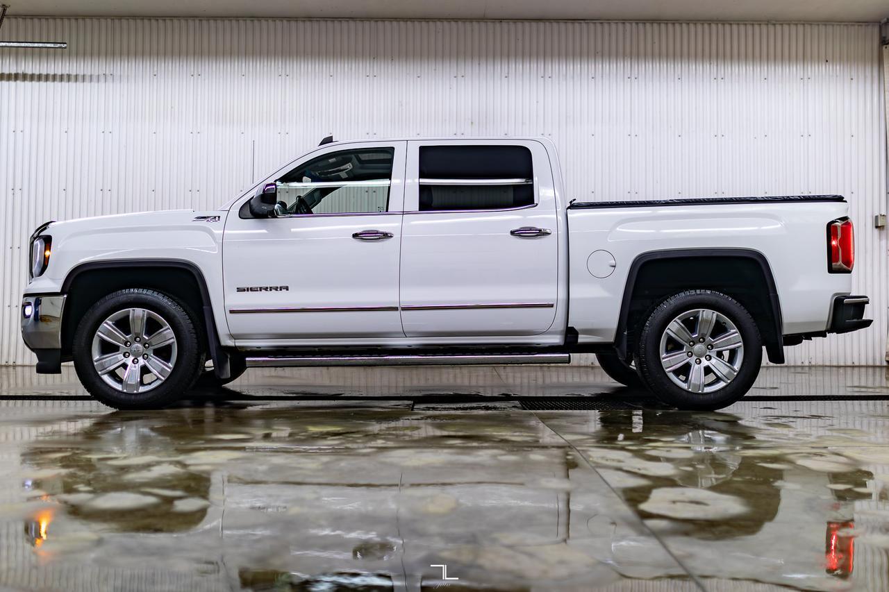 2017 GMC Sierra 1500 4x4 Crew Cab SLT Z71 Leather Roof Nav Red Deer AB