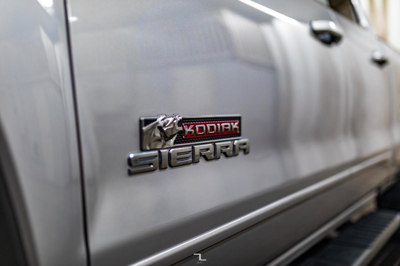 2017 GMC Sierra 1500 4x4 Double Cab SLE Z71 Kodiak PSeat BCam Red Deer AB